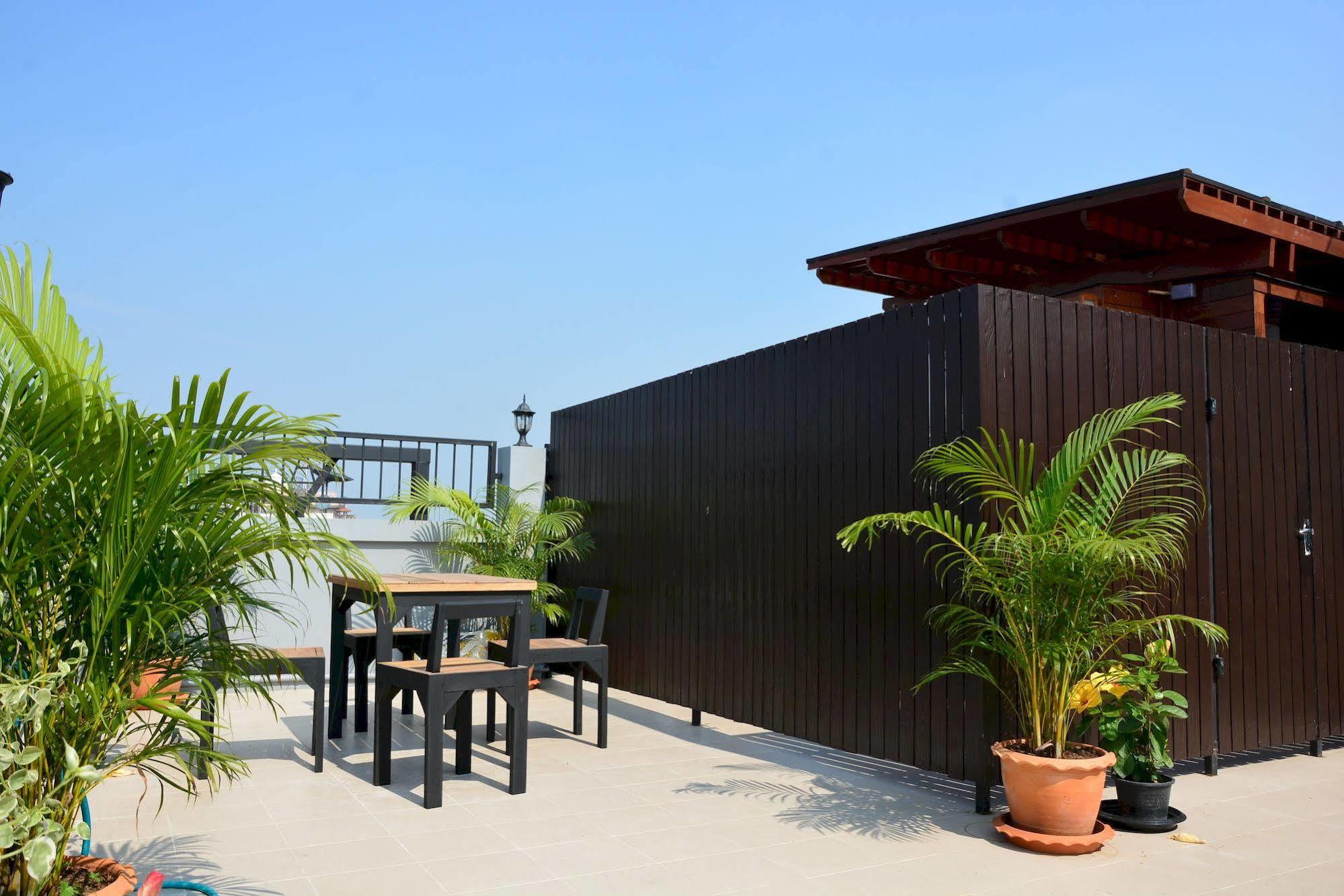 Adamaz House Hotell Bangkok Eksteriør bilde